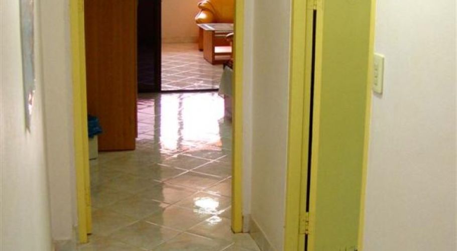 Apartment 6