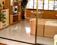 Apartment 14 photo 9