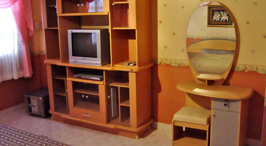 Rooms 1 & 2