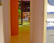 Apartment 8 photo 11